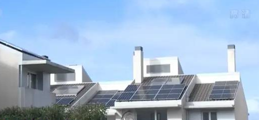 Solar panels boom amid high energy prices in Spain